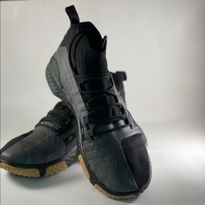 New with box.  Under Amour Men's Size 11.5